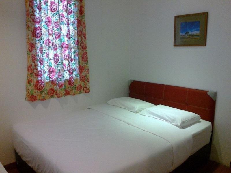 Rose Cottage Hotel Taman Nusa Cemerlang Gelang Patah Exterior photo